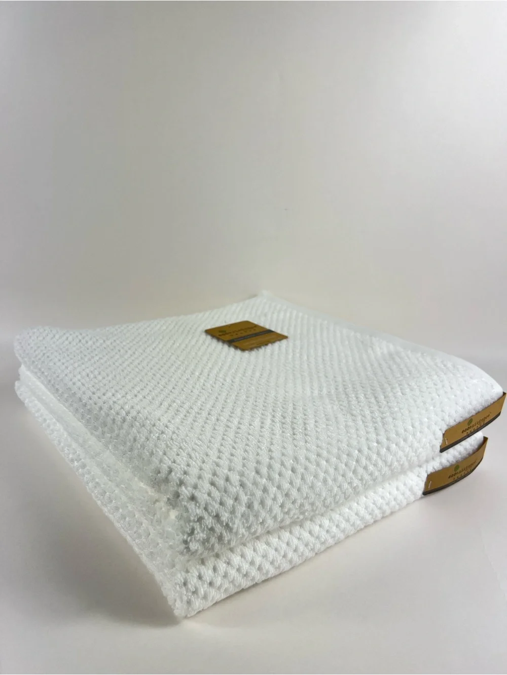 Ecoexistence Bath Towels White Textured Soft Cotton Zero Twist Loop 2 Pc NEW